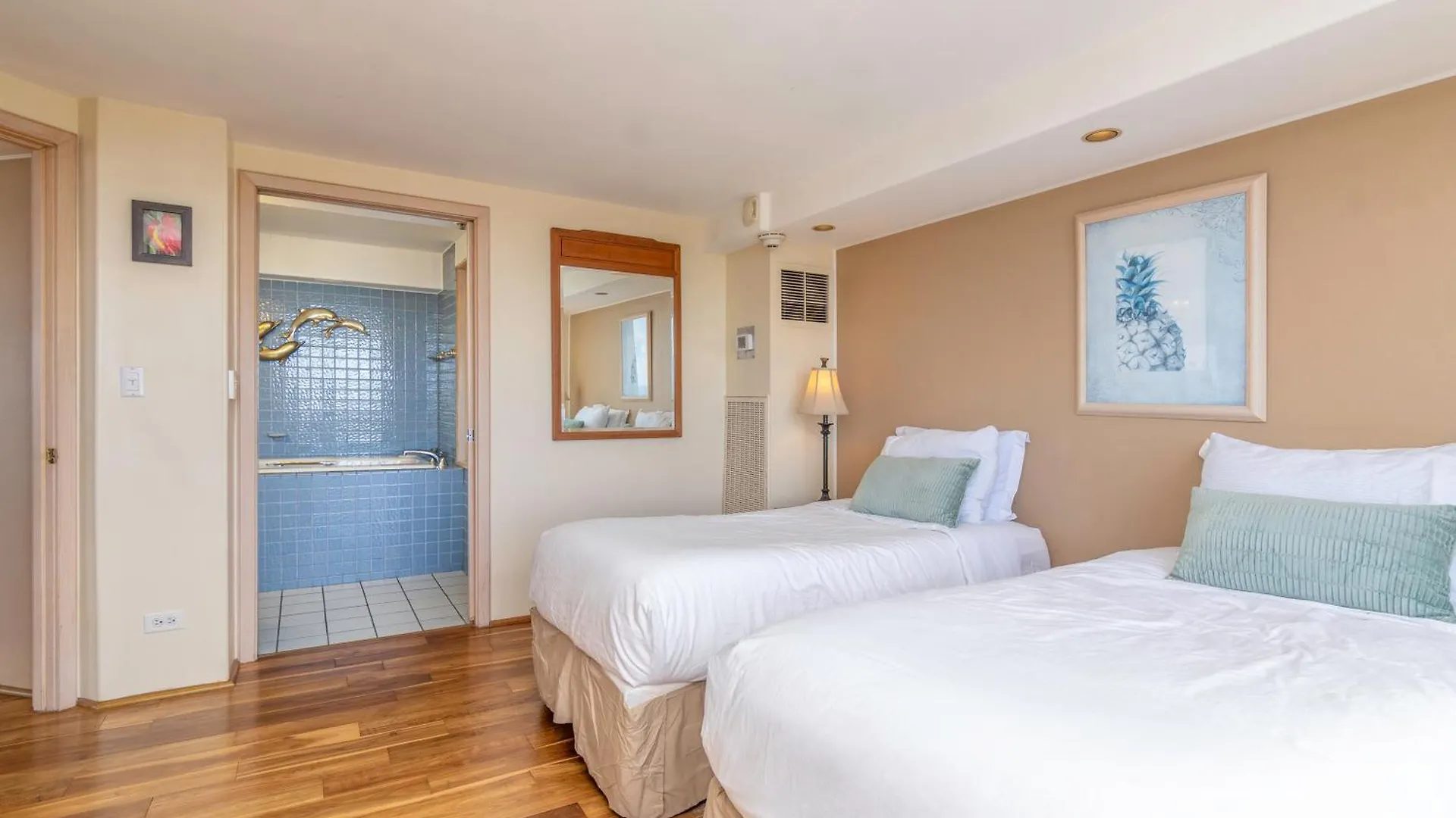 檀香山Hawaiian Monarch Penthouse 402公寓 美国