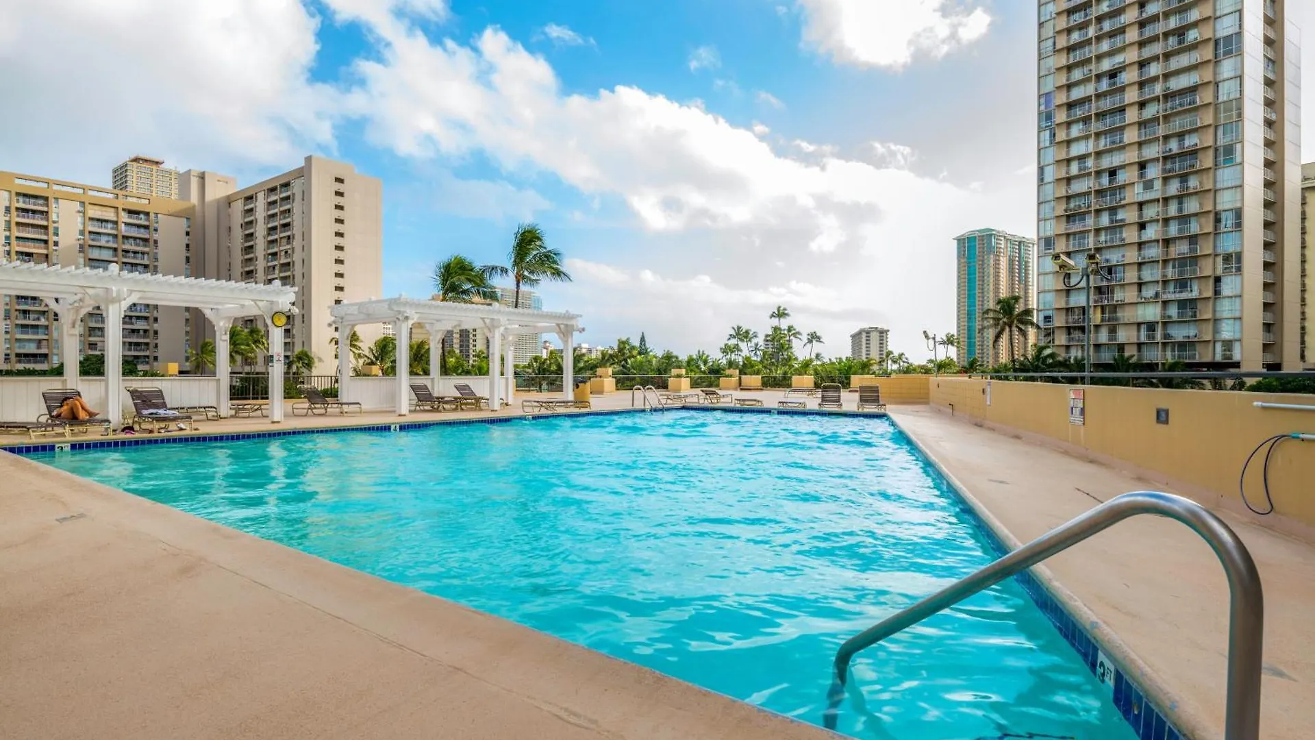 檀香山Hawaiian Monarch Penthouse 402公寓